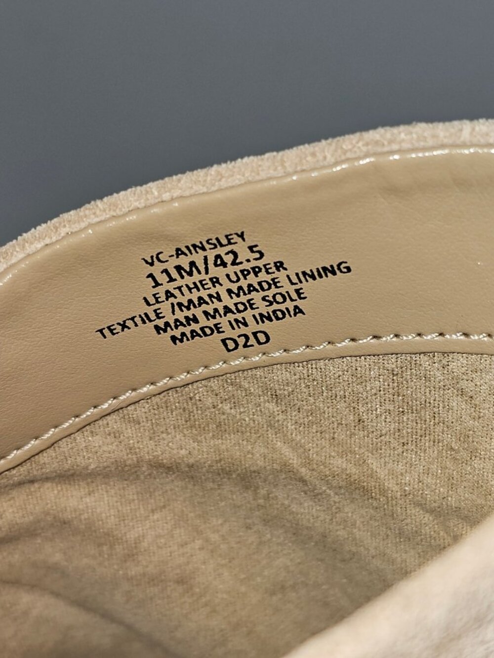 Vince Camuto Ainsley Ankle Bootie Womens 11 Tan Suede Stacked Heel Snip Toe - Picture 14 of 15